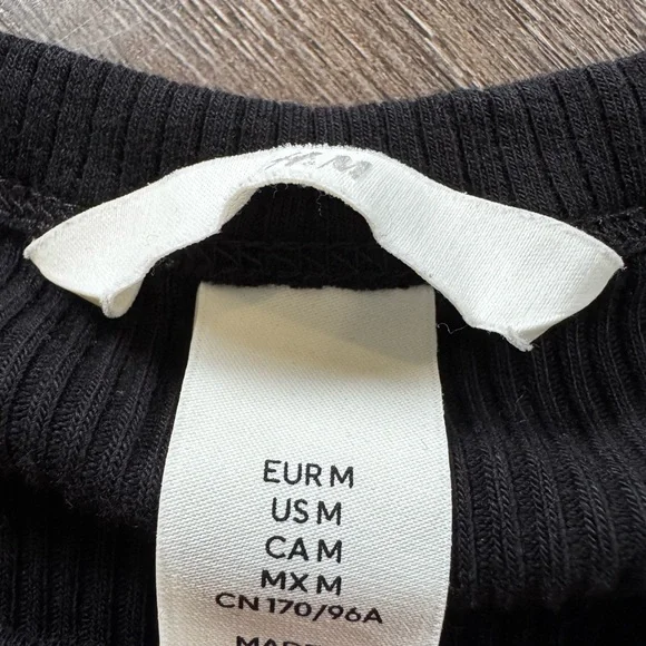 H&M Black Ribbed Tank Top - Picture 2 of 3